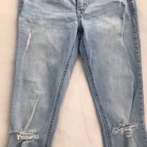 Hollister Ripped Stretch Woman Jean